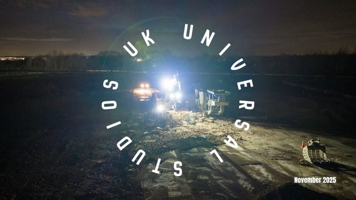 Universal Studios UK – Heavy Machinery Goes Full Throttle Tonight! 💥